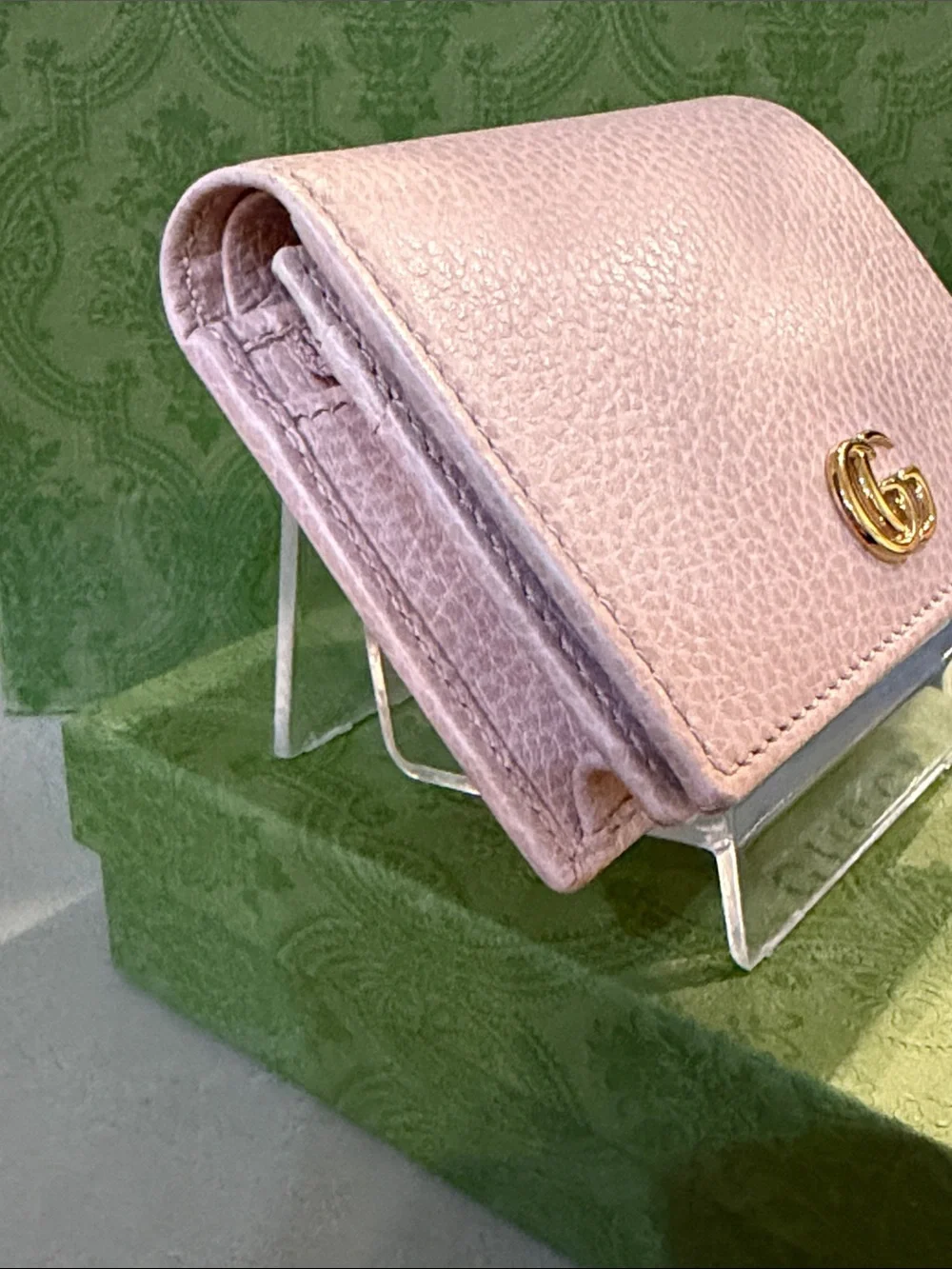 GUCCI | ✨ GG Marmont Card Case Wallet in Light Blush Pink Pebbled Leather - Picture 4 of 8
